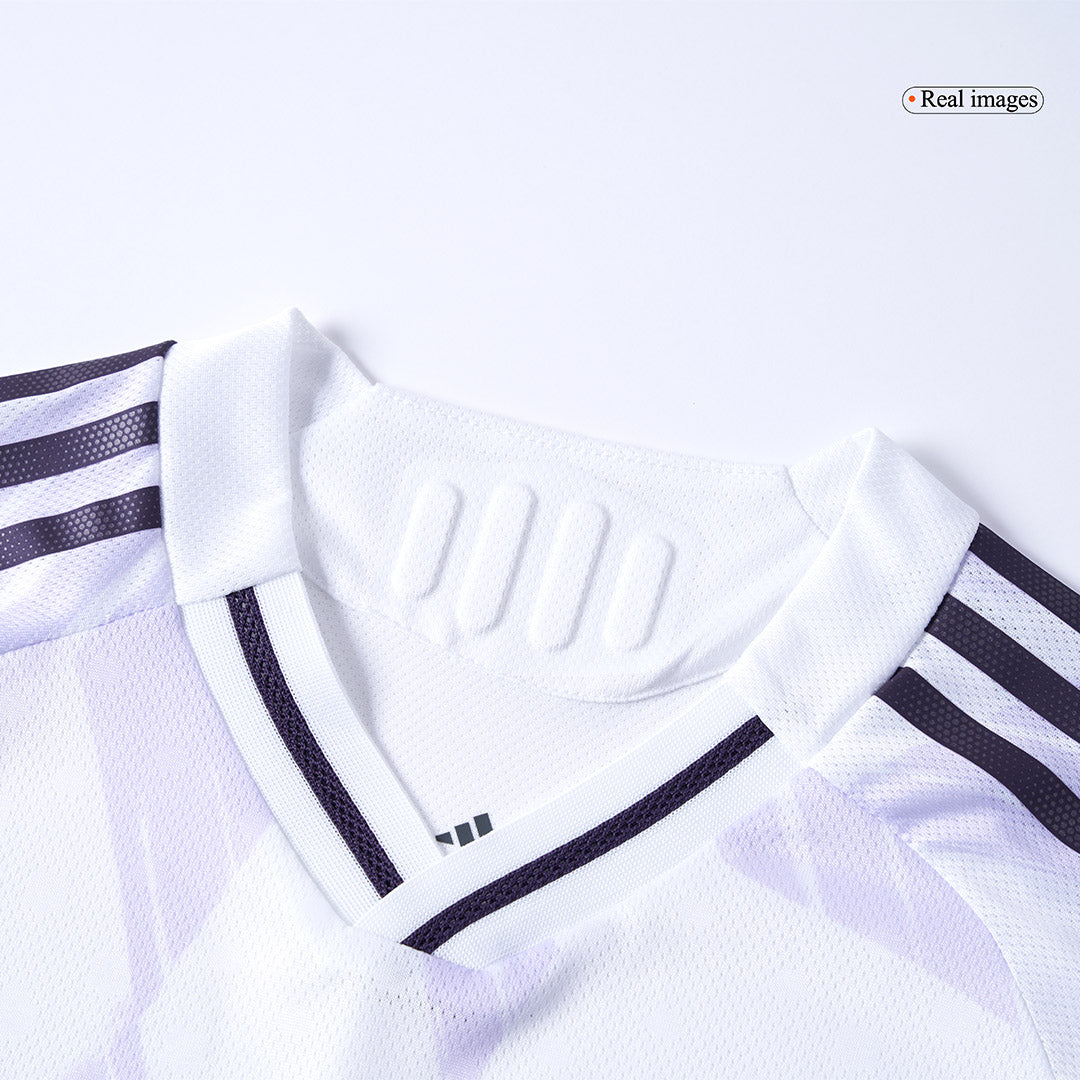Authentic B.FERNANDES #8 Manchester United Away Soccer Jersey 2025/26