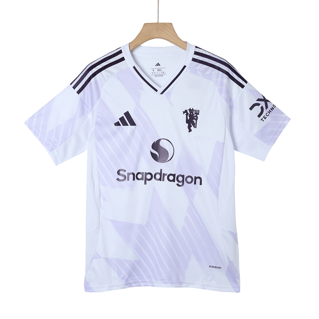 B.FERNANDES #8 Manchester United Away Soccer Jersey 2025/26 White