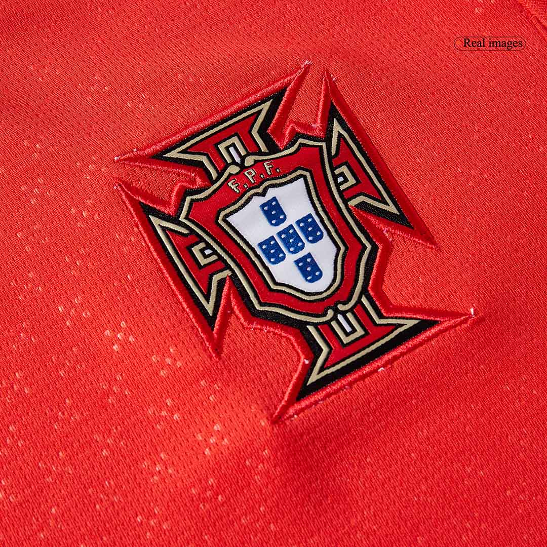 RONALDO #7 Portugal Home Long Sleeve Soccer Jersey 2025 Red